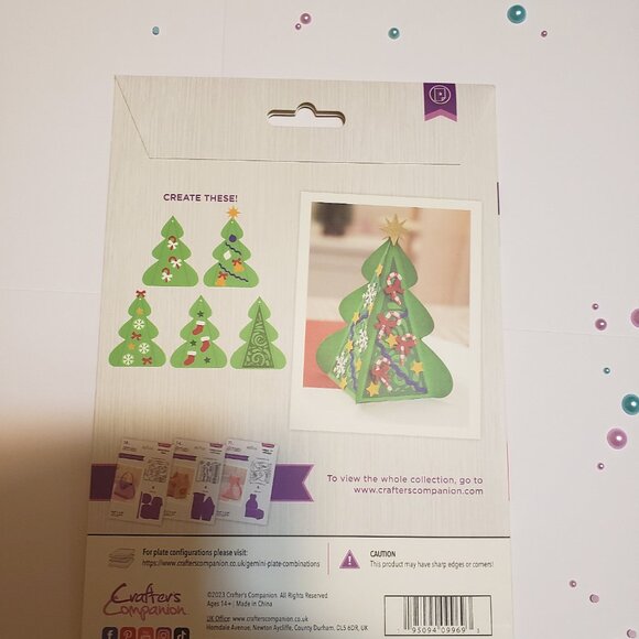 Oh Christmas Tree Metal Die With Stencil Set - Picture 2 of 2